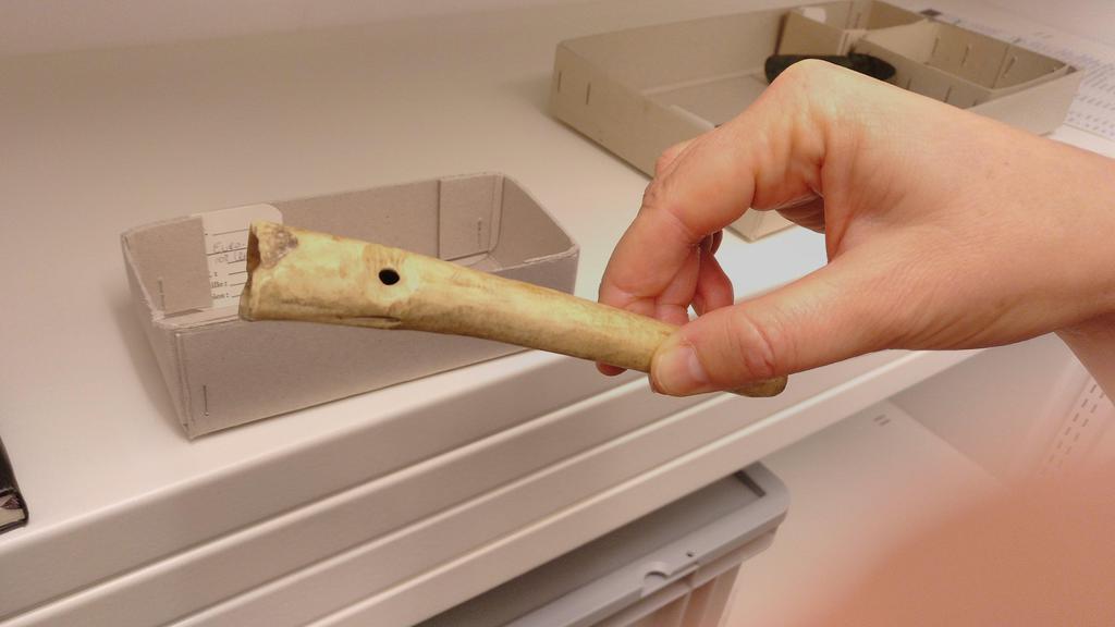 Flûte romaine Laténium-4