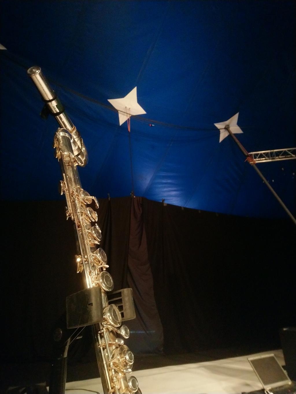 Bass in the stars - ZartiCirque