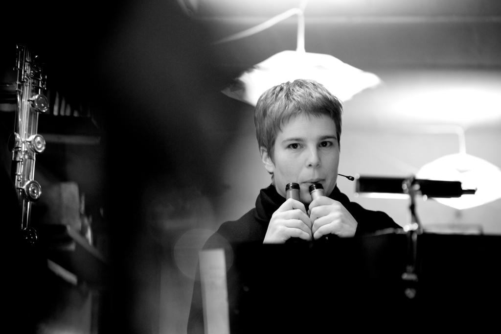 Barbara Minder aux bouteilles